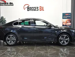Svart Begagnad 2015 Opel Insignia Sedan | 109 900 kr