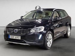 Svart Begagnad 2016 Volvo XC60 Summum SUV | 174 900 kr (Marknadspris)