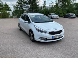 Vit Begagnad 2013 Kia Ceed Sportswagon Comfort Kombi | 29 000 kr (Bra pris)