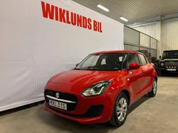 Röd Begagnad 2020 Suzuki Swift Halvkombi | 129 900 kr (Bra pris)