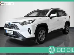 Vit Begagnad 2022 Toyota RAV4 Active SUV | 349 900 kr