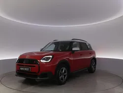 Röd Begagnad 2024 Mini Countryman SUV | 409 900 kr (Bra pris)