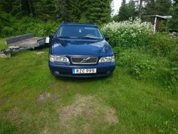 Blå Begagnad 2000 Volvo V70 Standard Kombi | 21 500 kr (Lite dyr)