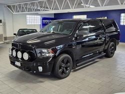Svart Begagnad 2021 RAM 1500 Pickup | 536 250 kr (Superpris)