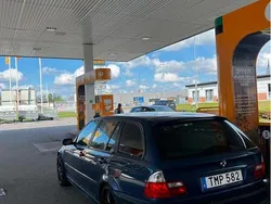 Blå Begagnad 2002 BMW 318 Kombi | 17 000 kr (Marknadspris)