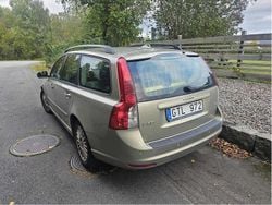 Grön Begagnad 2008 Volvo V50 Momentum Kombi | 21 000 kr (Bra pris)