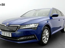 Blå Begagnad 2023 Skoda Superb Style Kombi | 374 900 kr (Marknadspris)