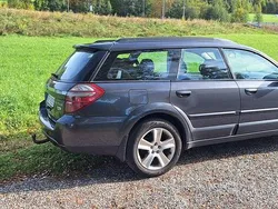 Grå Begagnad 2008 Subaru Outback SUV | 25 000 kr (Marknadspris)