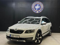 Vit Begagnad 2015 Skoda Octavia Scout Business Line Kombi | 144 800 kr (Marknadspris)