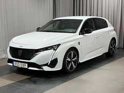 Vit Begagnad 2024 Peugeot 308 GT Halvkombi | 249 900 kr (Marknadspris)