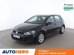 Svart Begagnad 2015 VW Golf VII Halvkombi | 119 000 kr (Marknadspris)