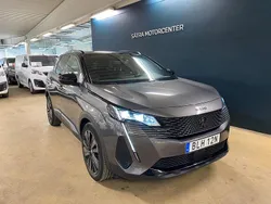Grå Begagnad 2024 Peugeot 3008 GT SUV | 299 900 kr (Marknadspris)