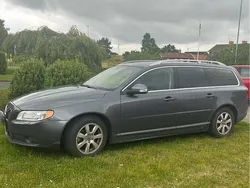 Grå Begagnad 2011 Volvo V70 Kombi | 64 000 kr (Lite dyr)