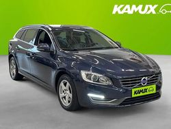 Blå Begagnad 2015 Volvo V60 Summum Kombi | 129 700 kr (Marknadspris)