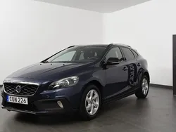 Blå Begagnad 2014 Volvo V40 CC Momentum Kombi | 189 800 kr (Dyr)