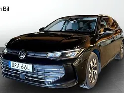 Svart Begagnad 2024 VW Passat Business Kombi | 359 900 kr (Lite dyr)