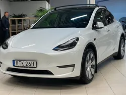 Vit Begagnad 2023 Tesla Model Y Long Range SUV | 419 900 kr (Bra pris)
