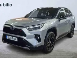 Grå Begagnad 2024 Toyota RAV4 Hybrid SUV | 499 000 kr (Marknadspris)