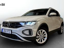 Ljusgrå Begagnad 2024 VW T-Roc Life SUV | 319 900 kr (Lite dyr)