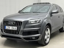 Grå Begagnad 2012 Audi Q7 Proline SUV | 140 000 kr