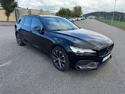 Svart Begagnad 2019 Volvo V60 Momentum Kombi | 229 000 kr (Bra pris)