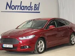 Röd Begagnad 2015 Ford Mondeo Sedan | 159 900 kr (Lite dyr)