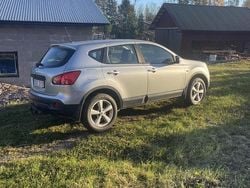 Silver Begagnad 2009 Nissan Qashqai SUV | 40 000 kr (Bra pris)