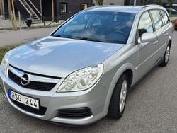 Grå Begagnad 2008 Opel Vectra Kombi | 27 000 kr (Lite dyr)