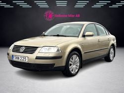Ljusbrun Begagnad 2001 VW Passat Sedan | 18 900 kr (Marknadspris)