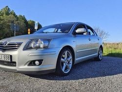 Silver Begagnad 2006 Toyota Avensis Sedan | 36 500 kr (Bra pris)
