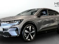 Grå metallic Ny 2024 Renault Mégane Techno Halvkombi | 399 000 kr