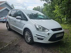 Vit Begagnad 2014 Ford S-MAX Business Edition Minibuss | 82 000 kr (Marknadspris)