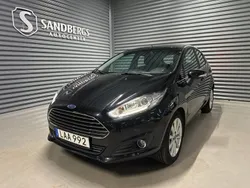 Svart Begagnad 2015 Ford Fiesta Titanium Halvkombi | 84 500 kr (Marknadspris)