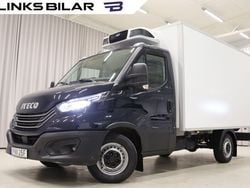 Blå Begagnad 2023 Iveco Daily Van | 354 900 kr (Superpris)
