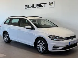 Vit Begagnad 2018 VW Golf VII Kombi | 104 900 kr (Marknadspris)