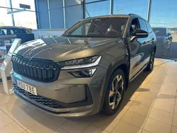 Grå (graphite grey metallic) Ny 2025 Skoda Kodiaq SportLine SUV | 552 900 kr