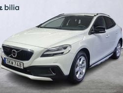 Vit Begagnad 2017 Volvo V40 CC Business Edition Kombi | 169 900 kr (Bra pris)