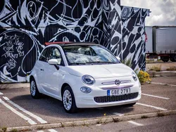 Vit Begagnad 2021 Fiat 500 Lounge Cab | 135 000 kr (Marknadspris)