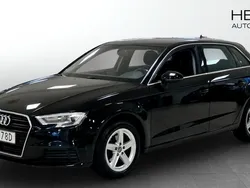 Svart (black) Begagnad 2020 Audi A3 Sportback Halvkombi | 159 900 kr (Bra pris)