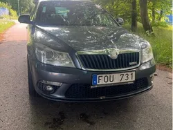 Grå Begagnad 2010 Skoda Octavia RS Kombi | 54 900 kr (Marknadspris)