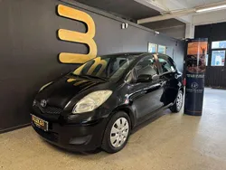 Svart Begagnad 2008 Toyota Yaris Halvkombi | 69 900 kr (Lite dyr)