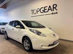 Vit Begagnad 2014 Nissan Leaf Halvkombi | 57 900 kr (Marknadspris)