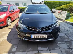 Svart Begagnad 2015 Toyota Auris Touring Sports Edition Kombi | 99 000 kr (Marknadspris)