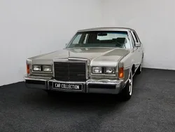 Grå Begagnad 1989 Lincoln Town Car Sedan | 189 900 kr