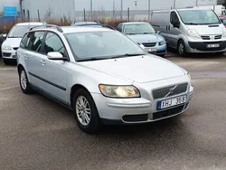 Ljusgrå (grå) Begagnad 2007 Volvo V50 Kombi | 24 900 kr (Bra pris)