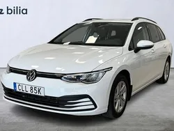 Vit Begagnad 2021 VW Golf VIII Kombi | 249 900 kr (Marknadspris)
