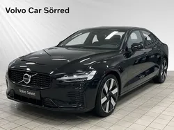 Svart Begagnad 2023 Volvo S60 Plus Sedan | 479 900 kr (Marknadspris)