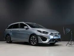 Grå (grå metallic) Begagnad 2022 Kia Ceed Sportswagon Advance Kombi | 249 000 kr (Marknadspris)