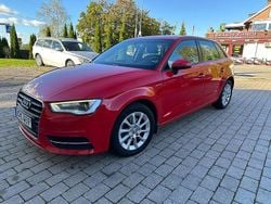 Röd Begagnad 2014 Audi A3 Sportback g-tron Comfort Sedan | 105 000 kr