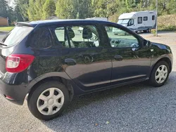 Svart Begagnad 2016 Dacia Sandero Halvkombi | 46 500 kr (Marknadspris)